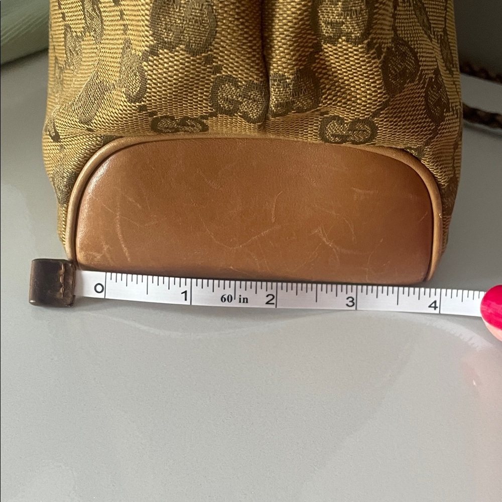 100% authentic great condition Gucci Brown Monogram Canvas Bag with Leather Trim - Picture 13 of 15